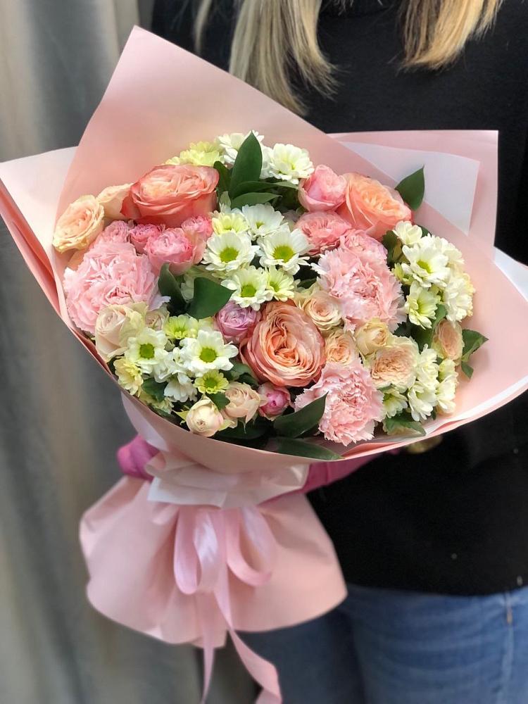 Букет цветов из: Гвоздики, Розы и Хризантемы в Муцалауле 