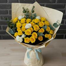 Букет цветов из:  Розы в Муцалауле 