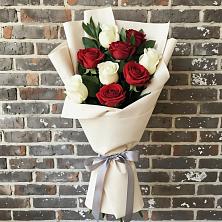 Букет цветов из:  Розы в Муцалауле 