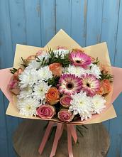 Букет цветов из:  Розы, Герберы и Хризантемы в Муцалауле 