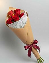 Букет цветов из:  Розы в Муцалауле 