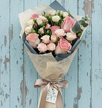 Букет цветов из:  Розы в Муцалауле 