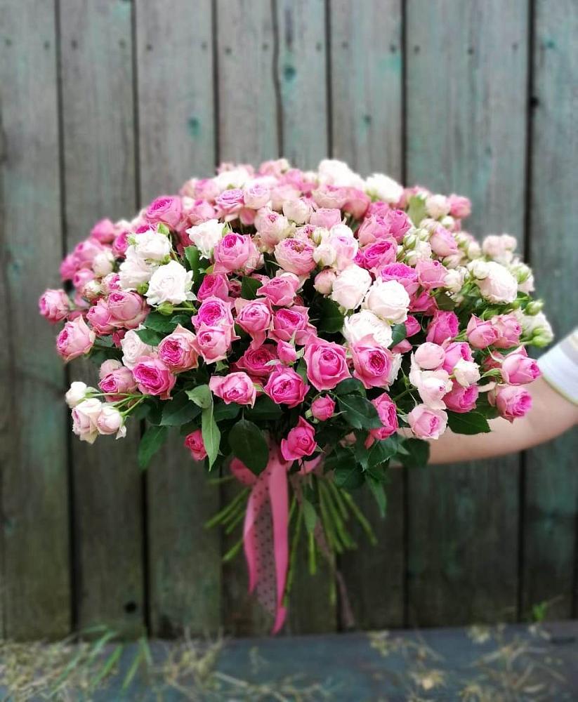 Букет Розовые кустовые розы Натали и Лав Лидия в Муцалауле 