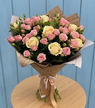 Букет цветов из:  Розы в Муцалауле 