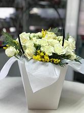 Цветочная композиция из Розы  в Муцалауле 