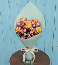 Букет цветов из:  Розы в Муцалауле 